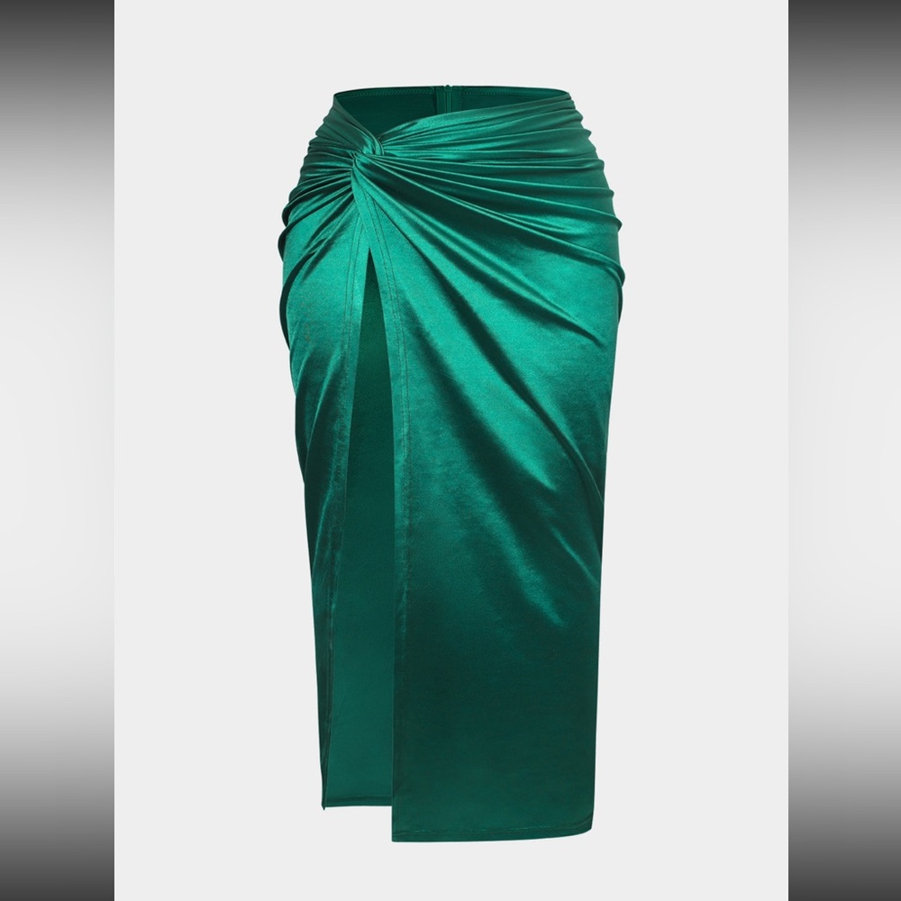 Chic Emerald Pencil Skirt